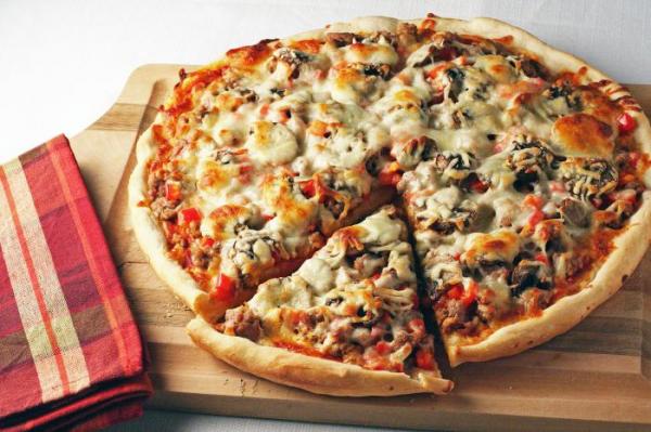 Рецепт домашней пиццы с фаршем
